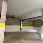 New Modern & Cozy With Free Private Parking And Ev Charging Station Appartamento