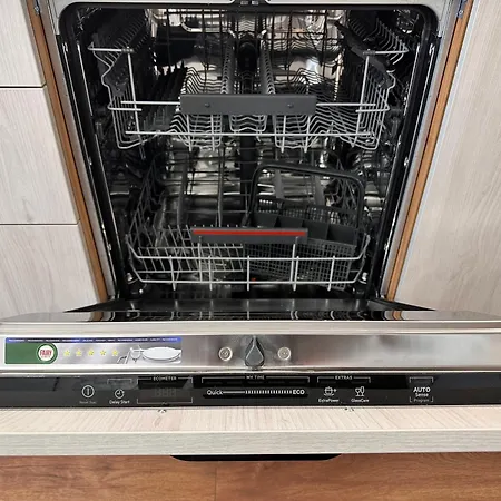 New Modern & Cozy With Free Private Parking And Ev Charging Station * Varna