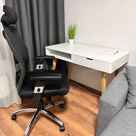 Apartman New Modern & Cozy With Free Private Parking And Ev Charging Station *